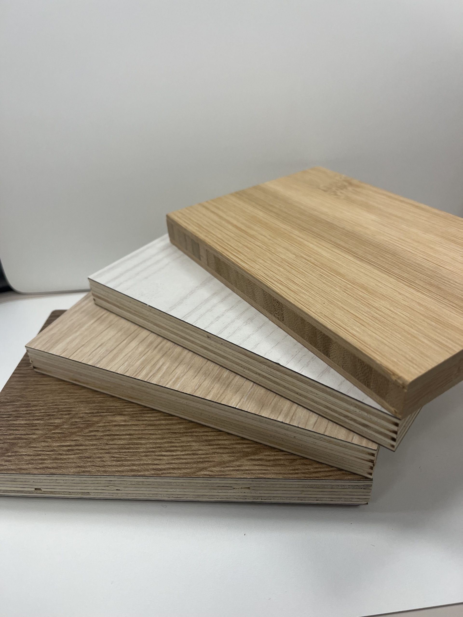 Aplacado Chopo - HPL Atavía 2C: imagen 2